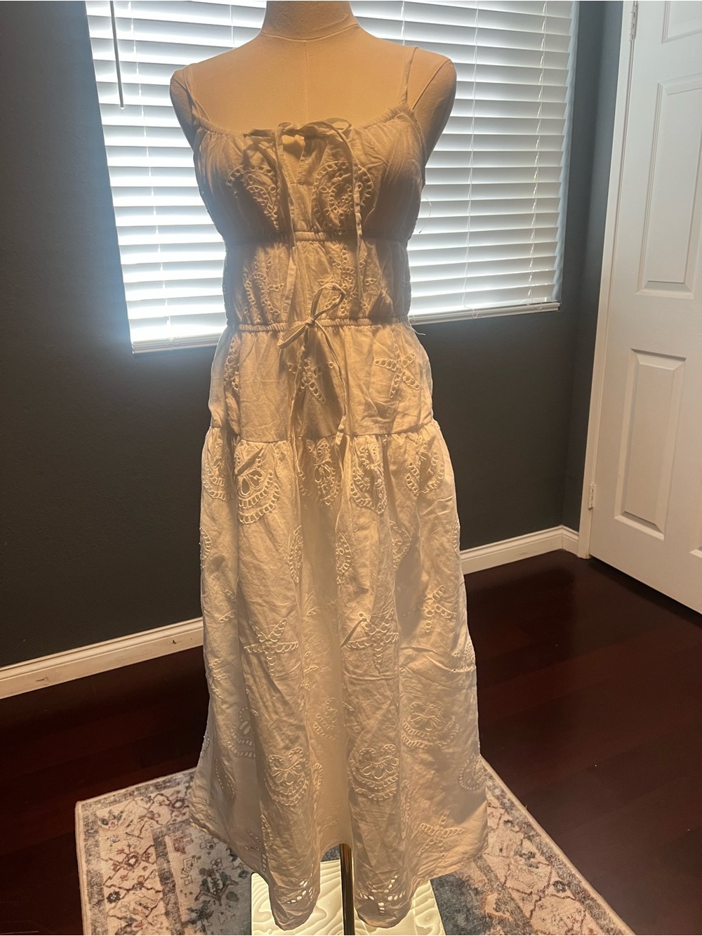 New White Eyelet Tiered Maxi Dress - Sleeveless Summer Dress. Size M